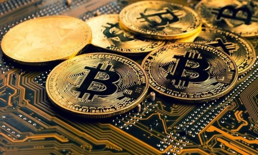 币圈看K线软件怎么选与避坑